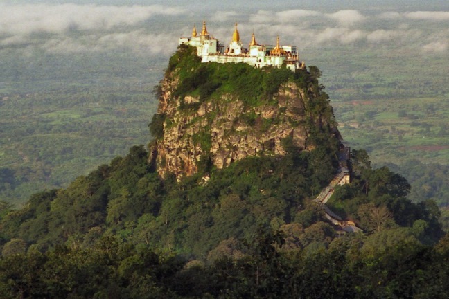 taung-kalat-que-ver-en-myanmar