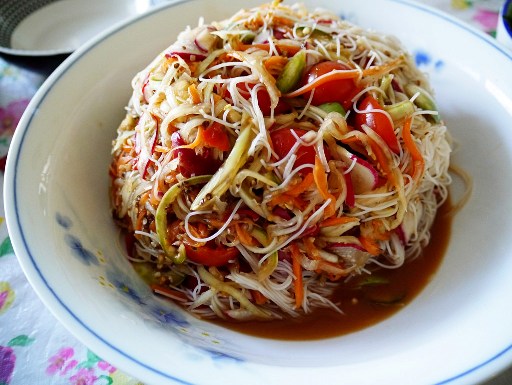 ensalada-de-papaya-verde-comida-de-laos