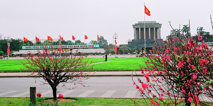 ho-chi-minh-mausoleum