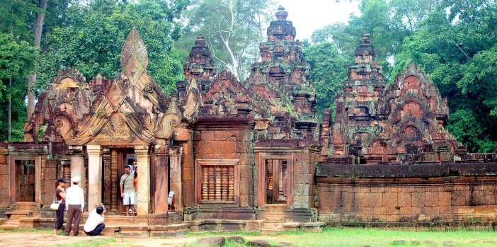 banteay-srei-siem-reap