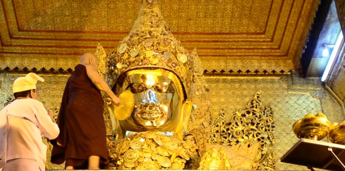 mahamuni-buddha-image-mandalay