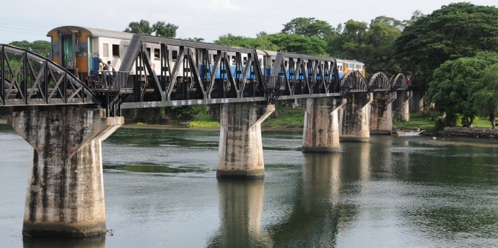 bridge-over-the-river-kwai-kanchanaburi-thailand