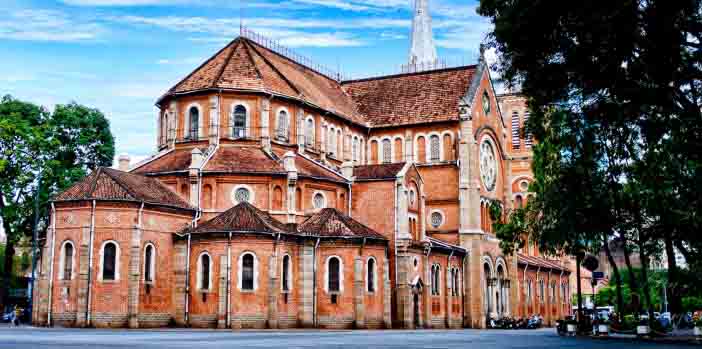 201891192556-saigon-notre-dame-cathedral