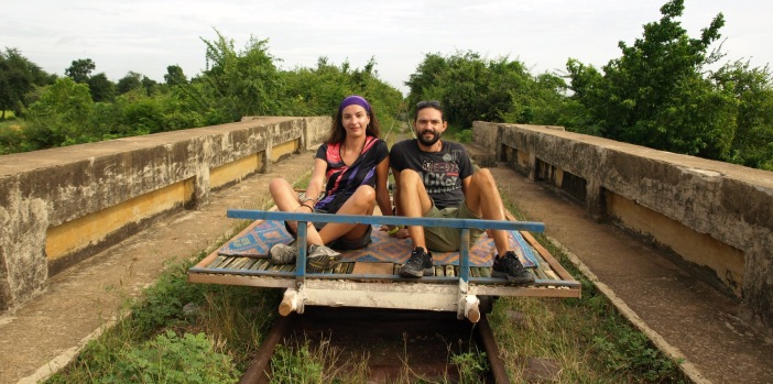 Batambang-bamboo-train