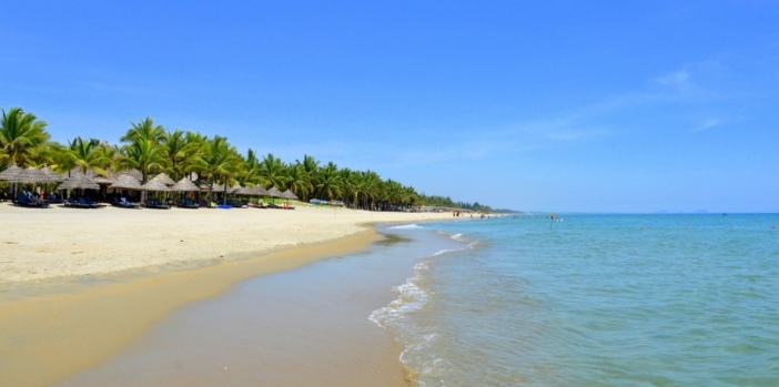 cua-dai-beach.jpeg